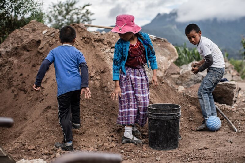 Kinderarbeiter:innen im Steinbruch in Quetzaltenango, Guatemala (Foto: Jakob Studnar)